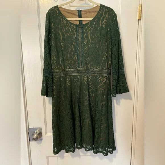 green lace dress with bell sleeves Priscilla 60's Bell Sleeve Lace Mini Dress